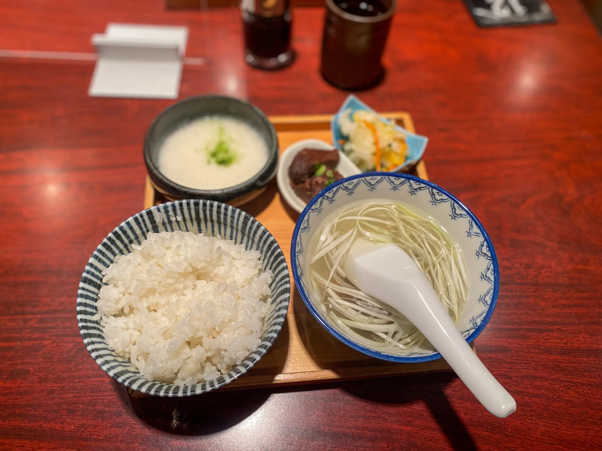大丸福岡「炭焼牛たん東山」とろろご飯とテールスープとお肉